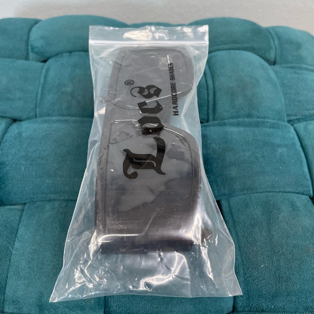 Locs Sunglasses - Picture 7 of 7